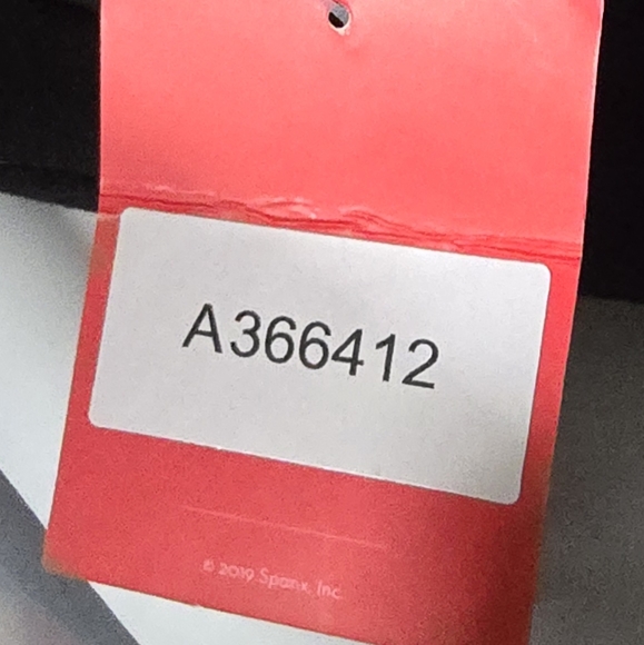 SpanxThe Perfect Kick Flare Pants black size 1X. New with tags - Picture 7 of 7